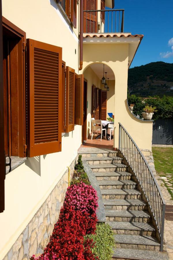 Appartamento Emma In Villa Laura 스칼라 외부 사진
